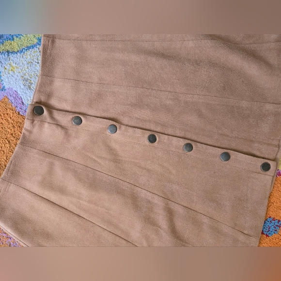 Altar'd State Skirt Womens Small Carmel Snaps Up Mini Faux Suede - Picture 2 of 5